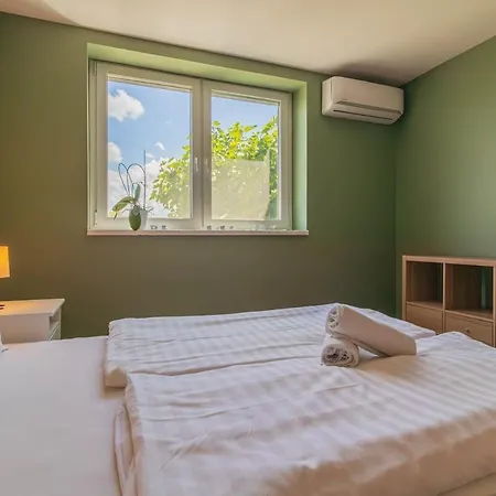 Family Friendly In W Pool & Ac By Nw Апартаменты