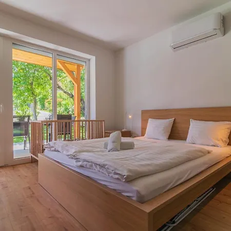 Апартаменты Family Friendly In W Pool & Ac By Nw Фоньод
